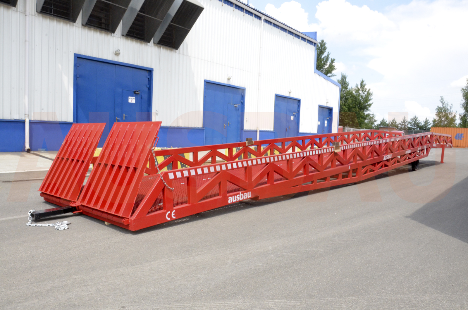 Custom mobile ramp AUSBAU