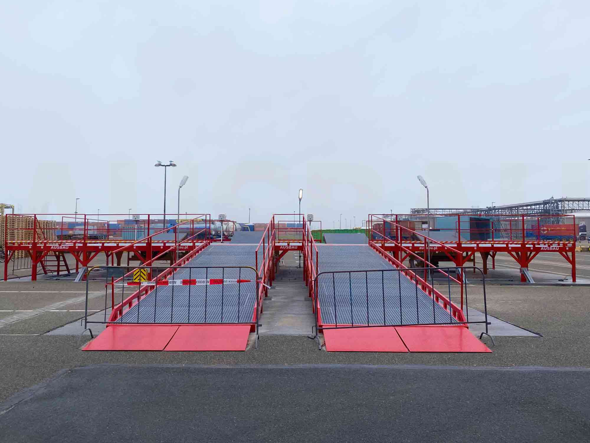 mobile loading ramp
