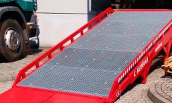 Loading ramp (type Warehouse-Ground) Loading ramp (type Warehouse-Ground)