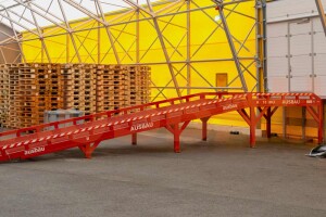 Fixed ramp from the manufacturer