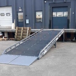 Fixed ramp (without horizontal platform) Fixed ramp (without horizontal platform)