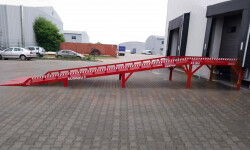 Fixed dock ramp (with horizontal platform) Fixed dock ramp (with horizontal platform)