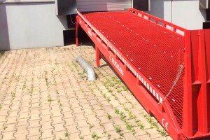fixed-ramp-without-horizontal-boards-ausbau-st