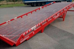 Fixed ramp from the manufacturer