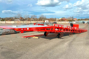 Mobile loading ramp