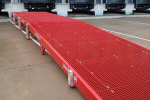 fixed loading yard ramp
