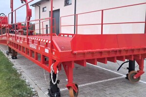 mobile loading ramp