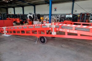 mobile loading yard ramp