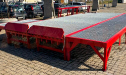Custom loading ramps and platforms